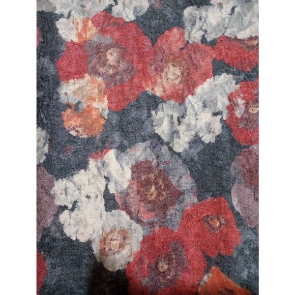 Soft Surroundings Sweater Ladies Medium Gray Red Floral Light Weight VNeck - Picture 4 of 7